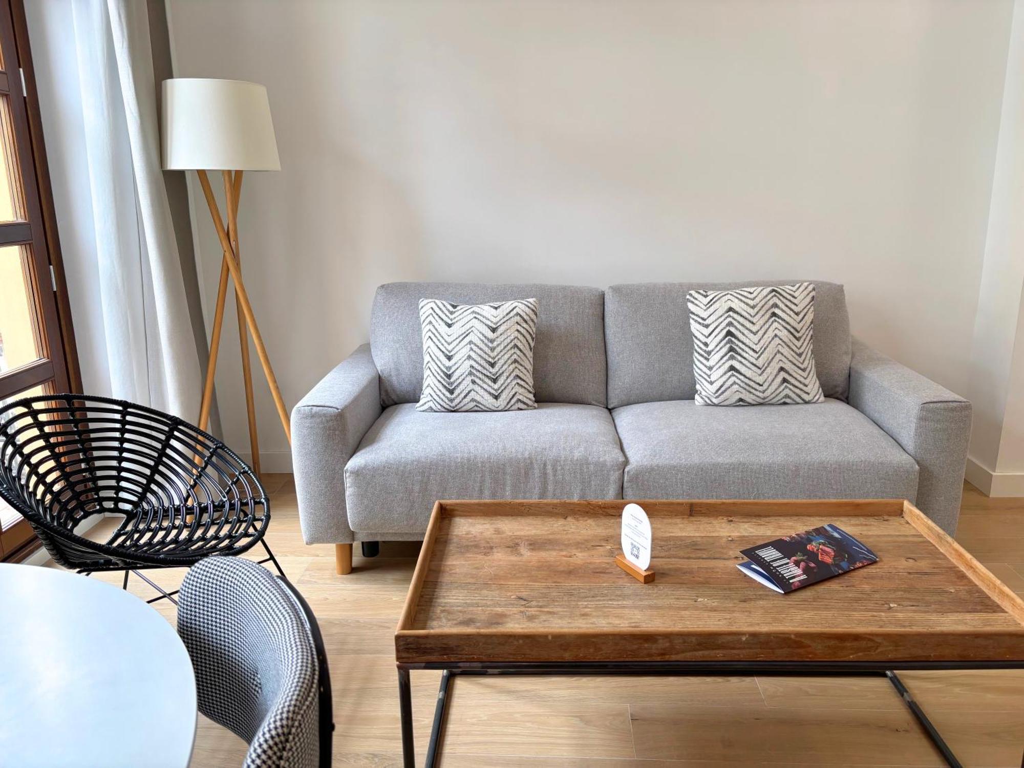 Apartamentos Core Suite Sevilla Bagian luar foto
