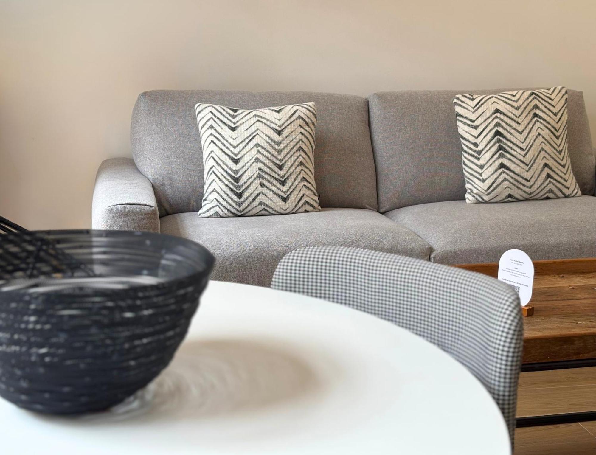 Apartamentos Core Suite Sevilla Bagian luar foto