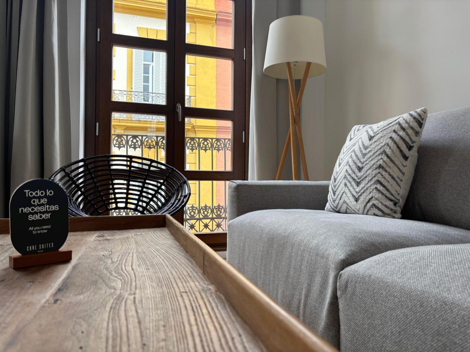 Apartamentos Core Suite Sevilla Bagian luar foto