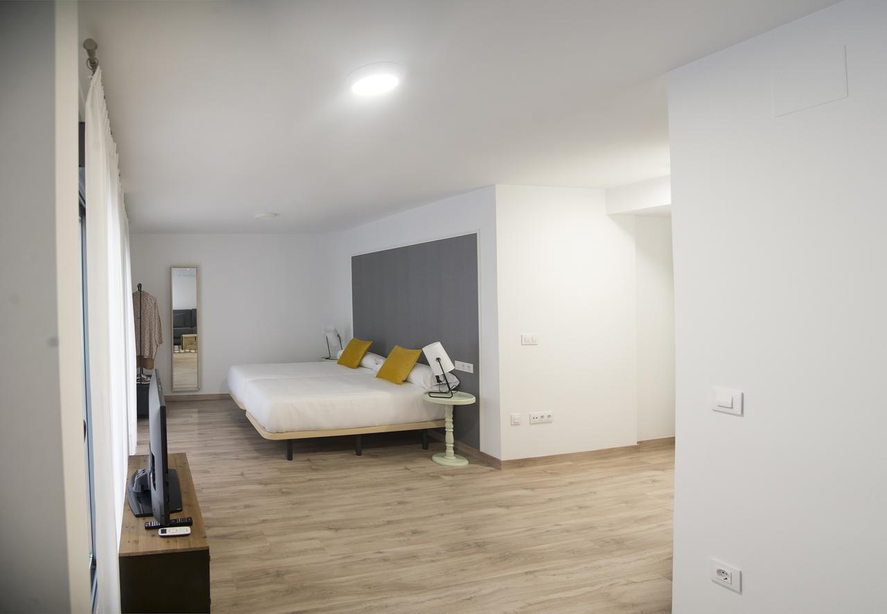 Apartamentos Core Suite Sevilla Bagian luar foto