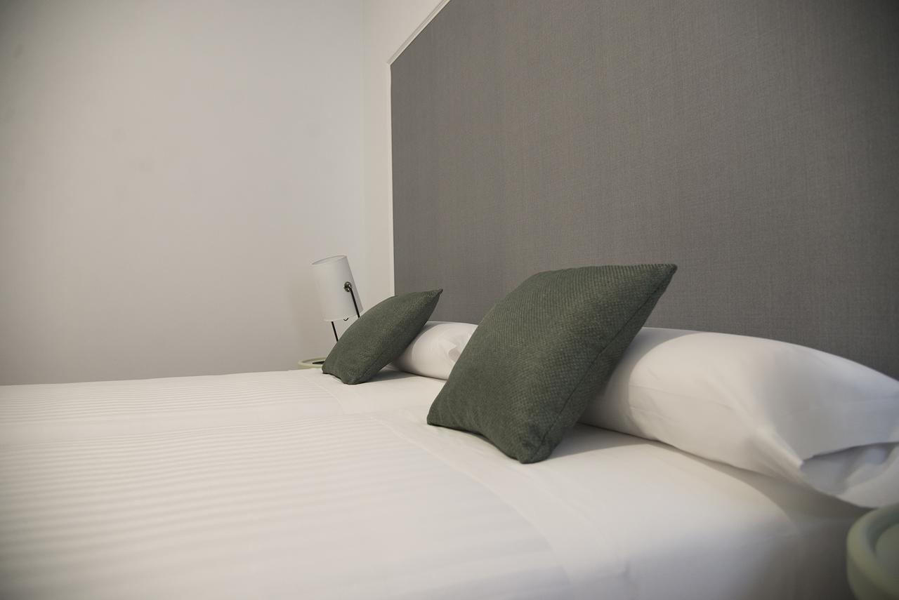 Apartamentos Core Suite Sevilla Bagian luar foto